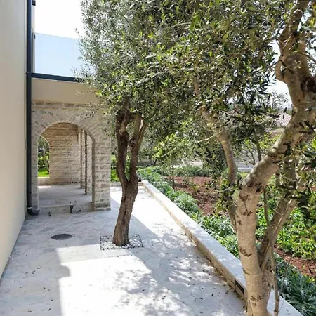 Appartement 2 Bedroom Gorgeous In Preko