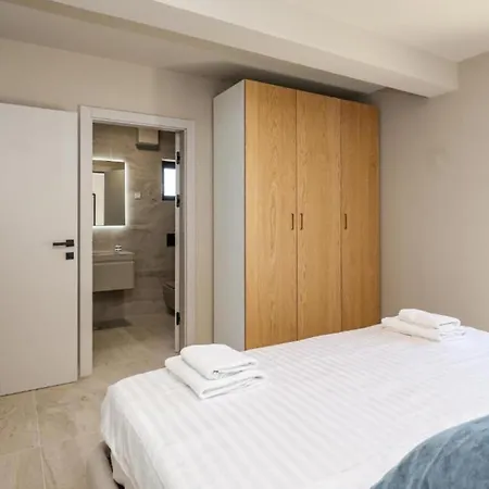 2 Bedroom Gorgeous In Preko